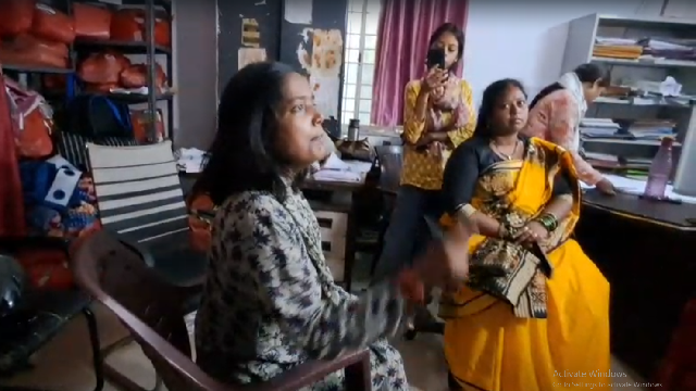 छात्र नेत्री अमीषा प्रसाद को डिटेन करने पर हंगामा, महिला थाना पहुंचे नेता प्रतिपक्ष बाबूलाल मरांडी